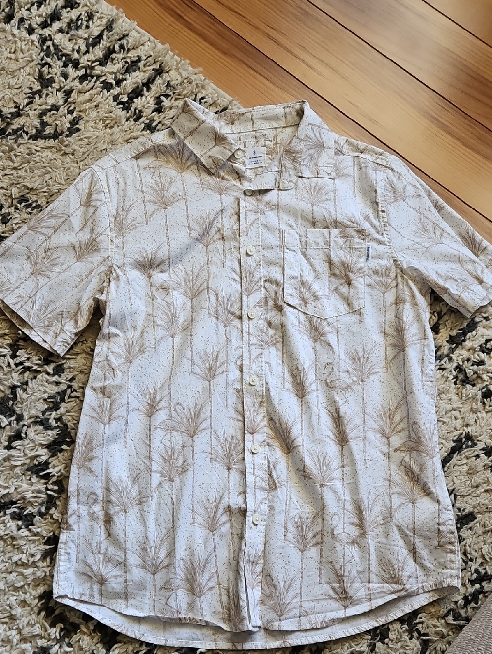Hurley Beige Palm-Print Short Sleeve Button-Down Shirt